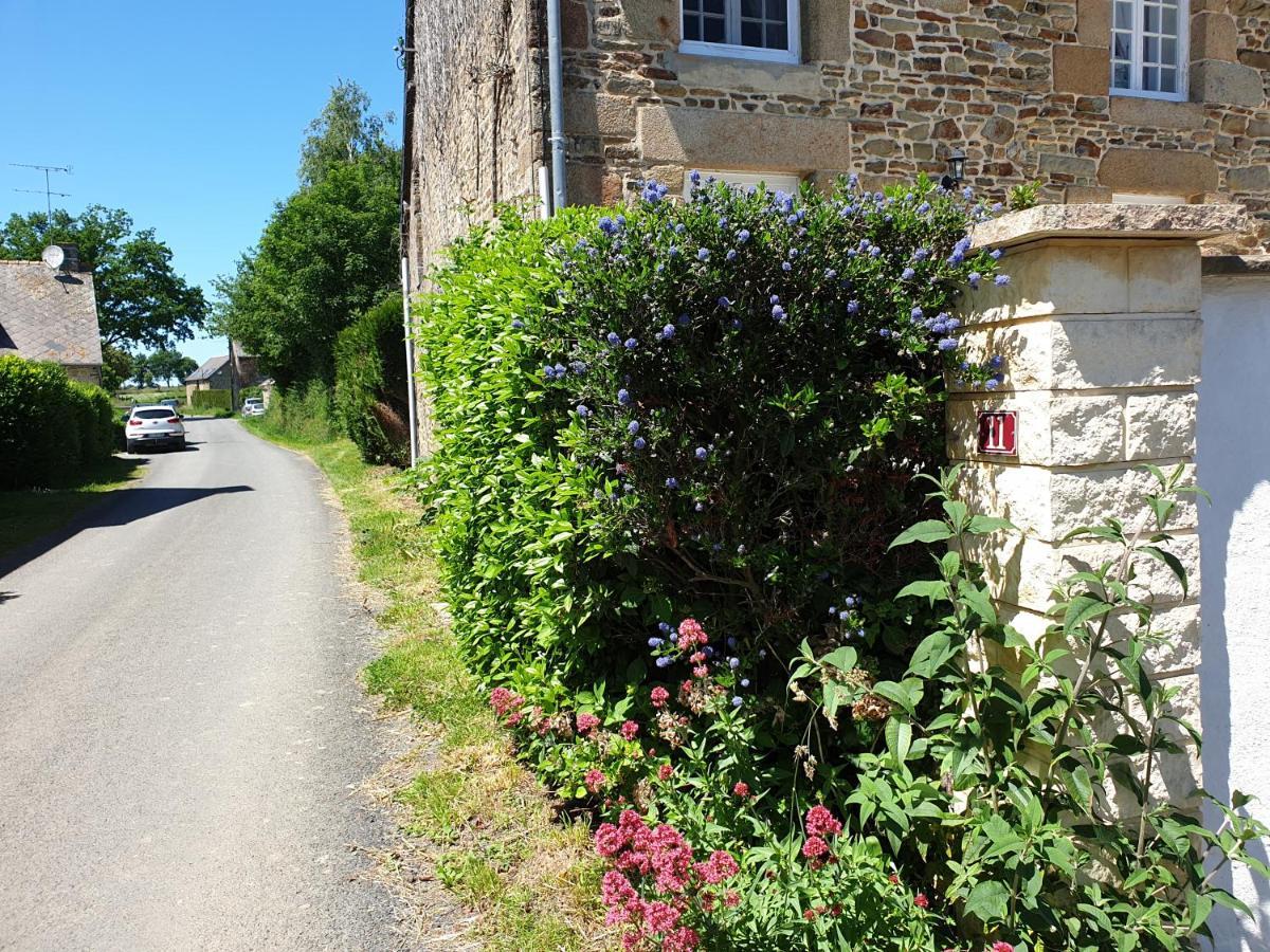 Maison St. James Bed & Breakfast Saint-James Exterior photo